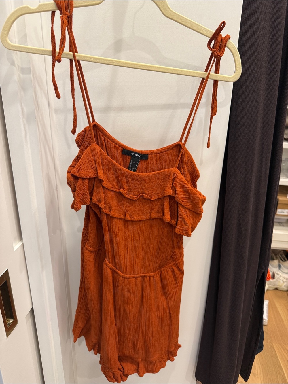 Tie-Shoulder Ruffle Romper in Rust - Forever 21